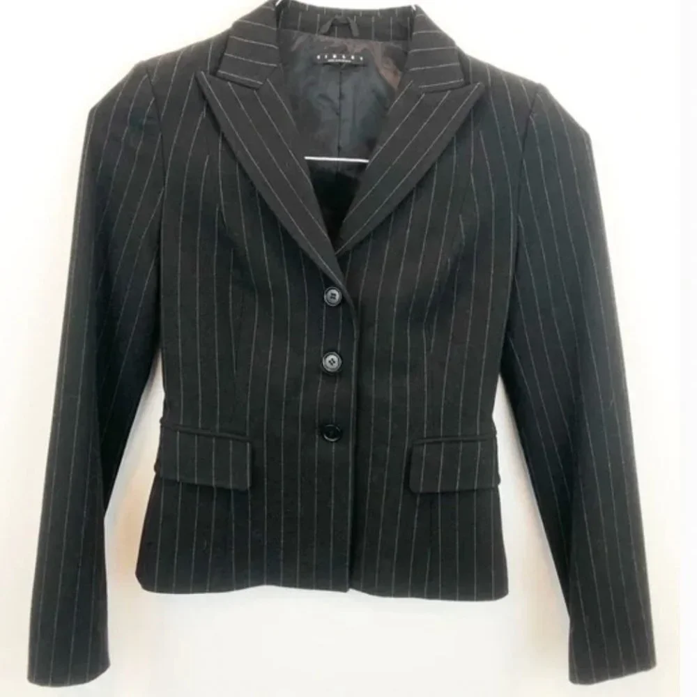Sisley Black Striped Blazer Size 40 Excellent condition Size 40